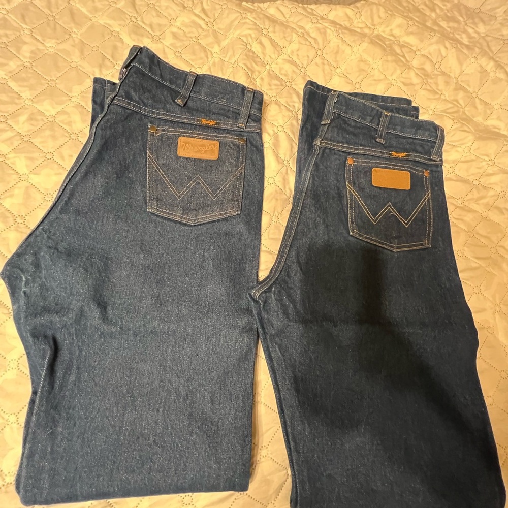 2 Pair Wrangler Blue Straight Jeans Classic Style